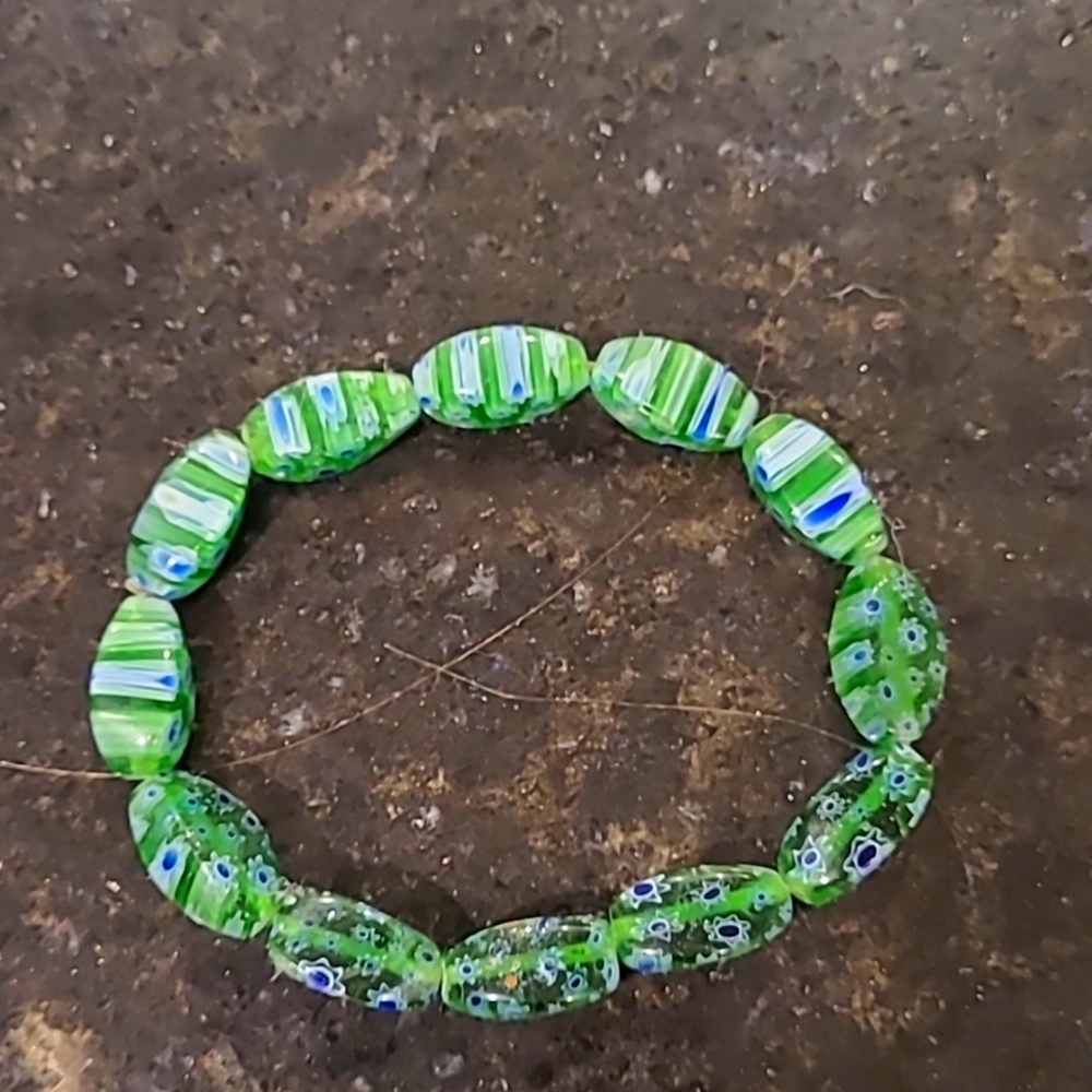 Venetian glass bracelet green with blue flowers